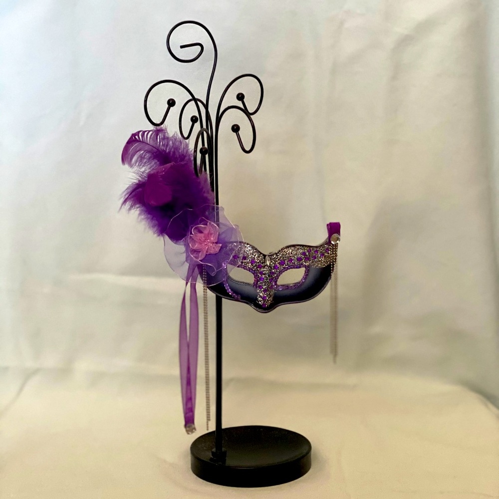 Jewelry organizer || ✨✨. Great gift!